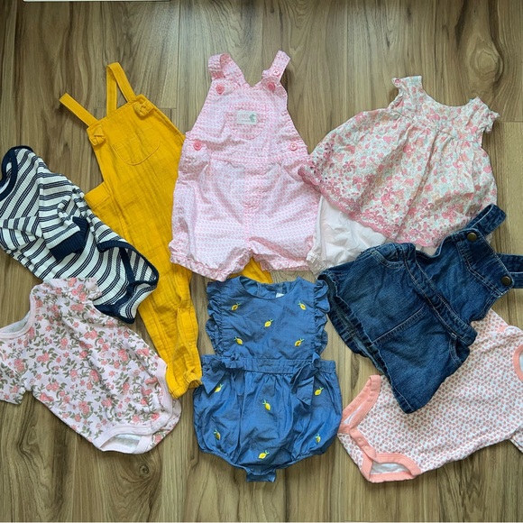 GAP Other - Baby Girl 6-9 Month Summer Clothes Bundle BabyGap Old Navy Laughing Llama Floral